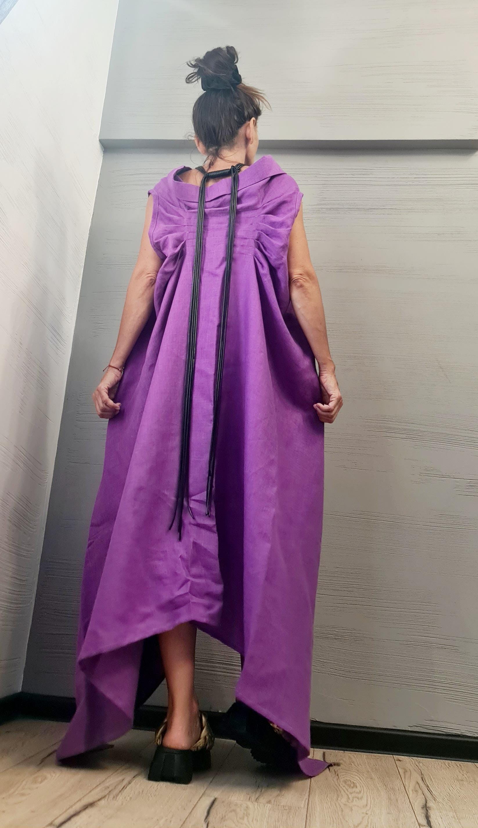 Asymmetrical Linen Tunic and Shorts Set – Avant-Garde Purple Summer Outfit – Sleeveless Two-Piece Linen Clothing for Women