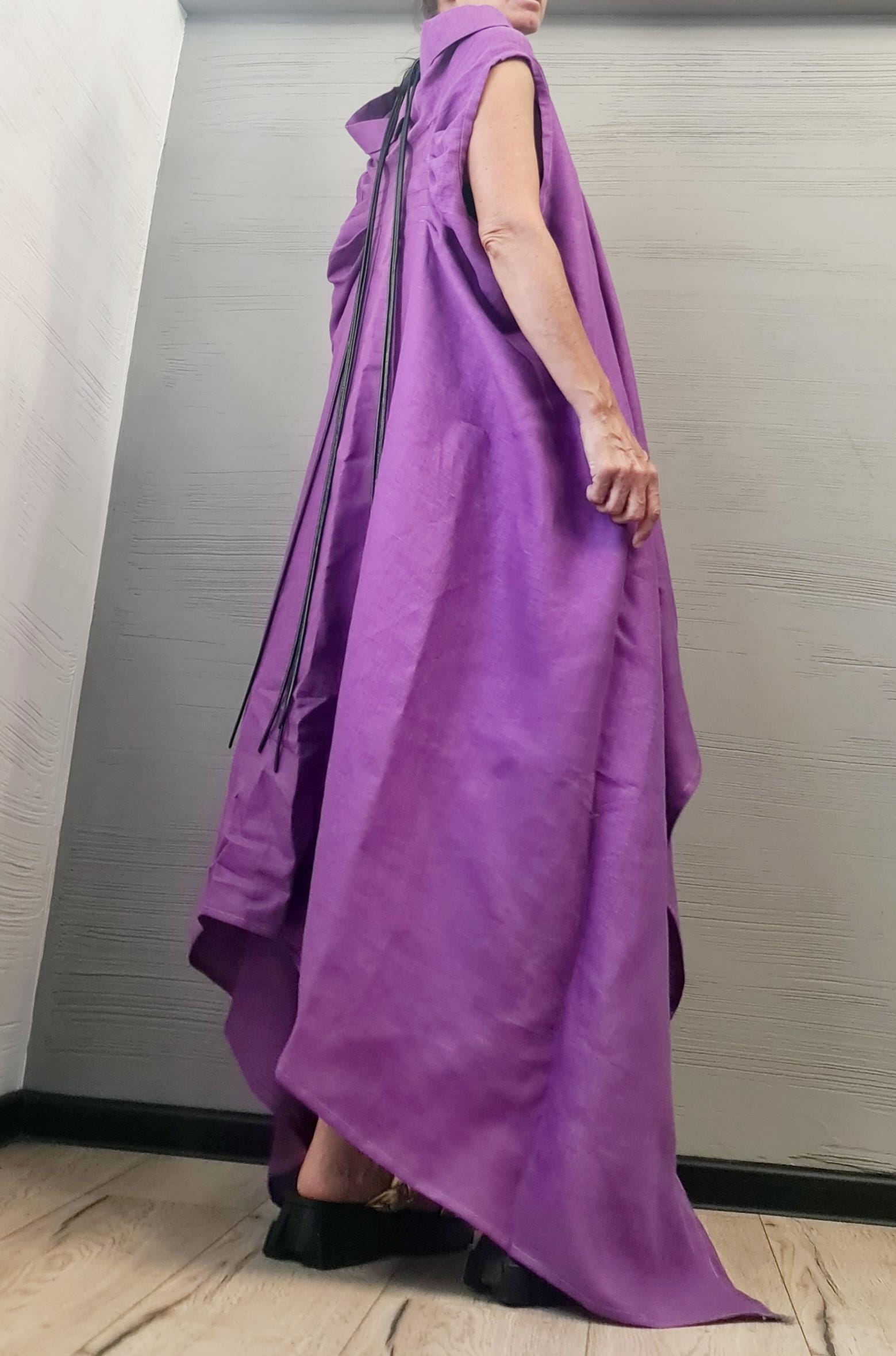 Asymmetrical Linen Tunic and Shorts Set – Avant-Garde Purple Summer Outfit – Sleeveless Two-Piece Linen Clothing for Women