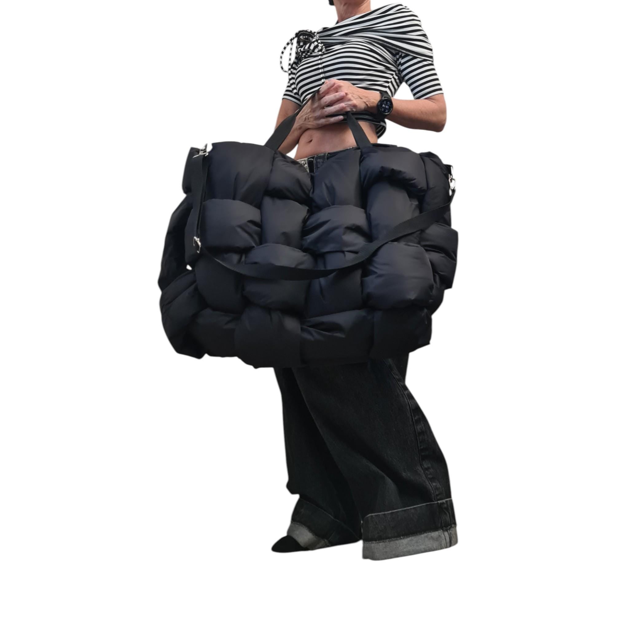 Extravagant Bag, Avantgarde Puffy Bag – Oversize Winter Shoulder Bag, Handmade Statement Bag, Large Modern Duffel, Unique Soft Tote