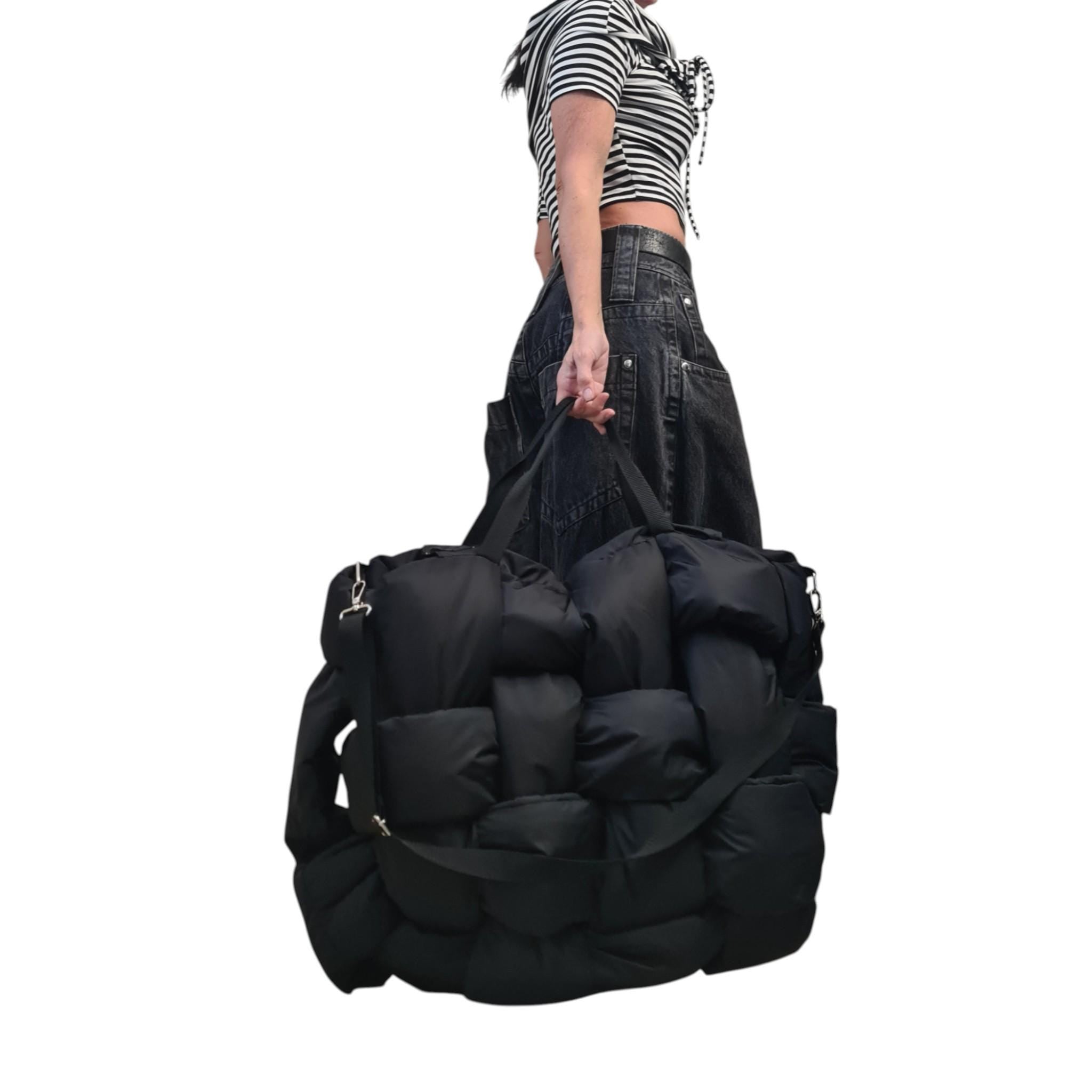 Extravagant Bag, Avantgarde Puffy Bag – Oversize Winter Shoulder Bag, Handmade Statement Bag, Large Modern Duffel, Unique Soft Tote